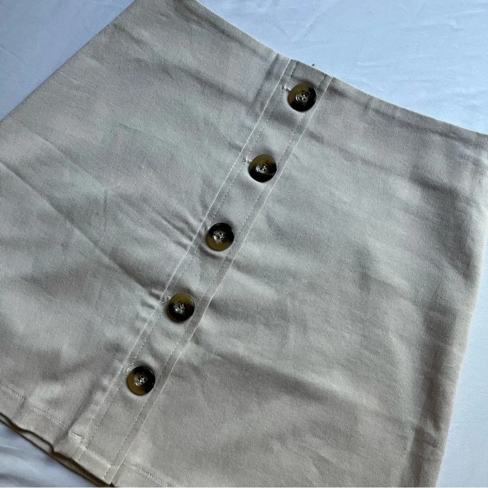 BEC + BRIDGE ivory cream cotton tortoise shell‎ button up mini skirt